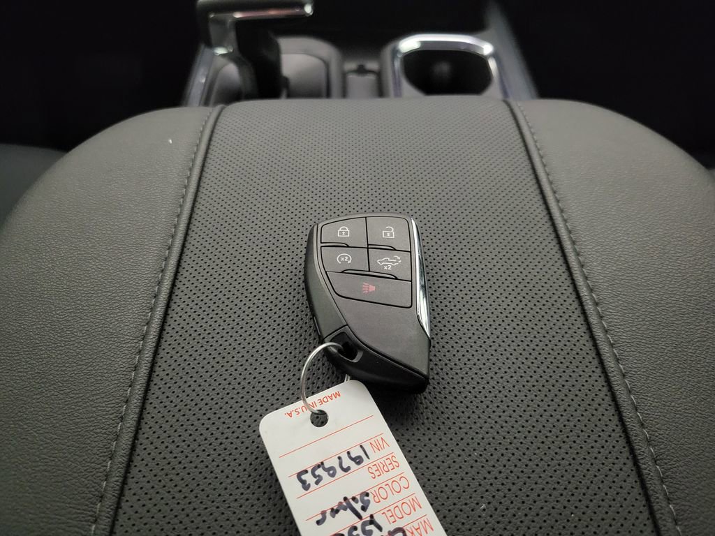 Used 2025 Chevrolet Silverado 1500 LTZ image 52