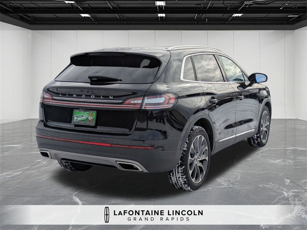 Certified 2022 Lincoln Nautilus Reserve w/ Luxury Package image 5