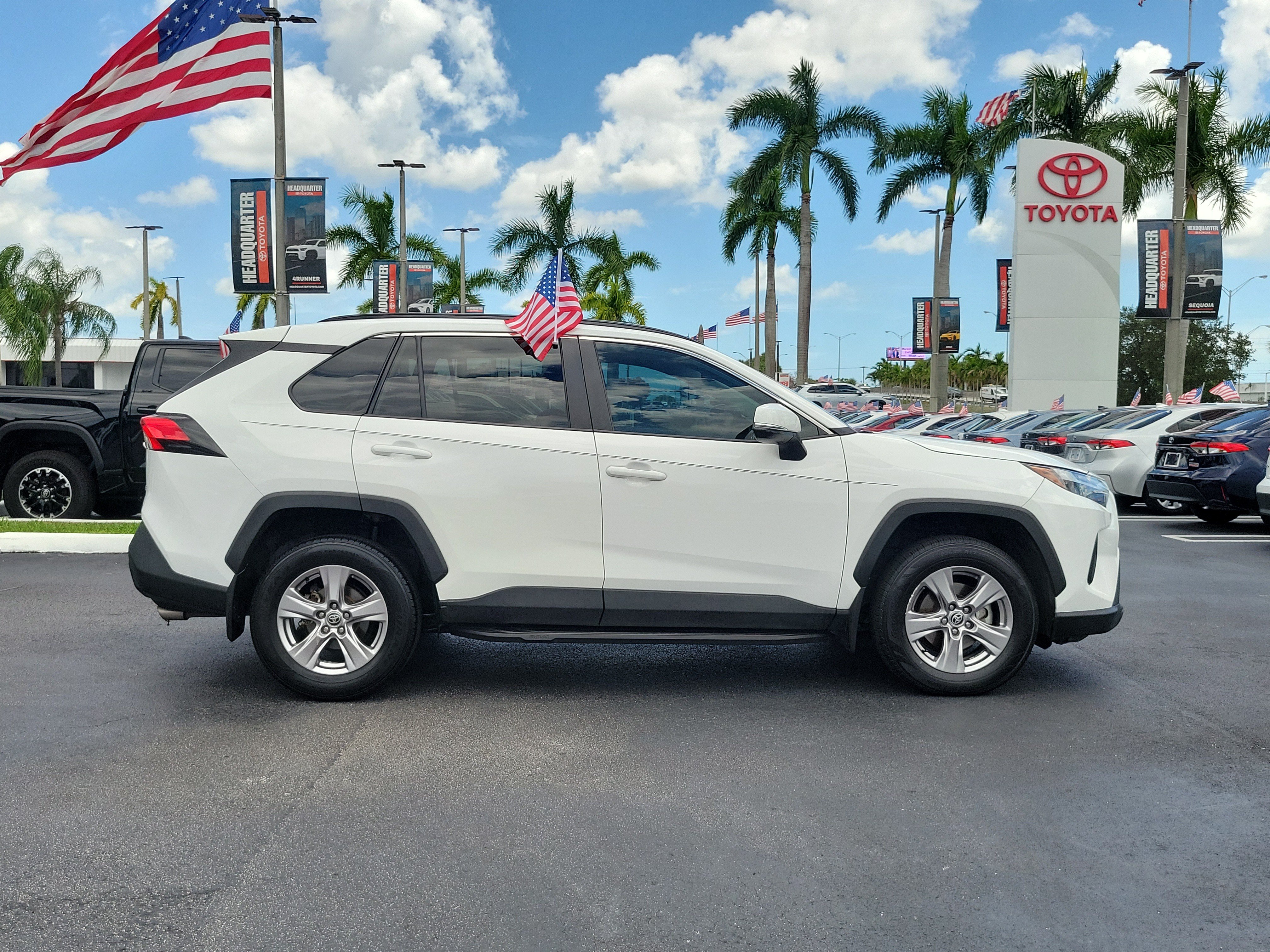 Used 2023 Toyota RAV4 XLE w/ Convenience Package FWD image 13