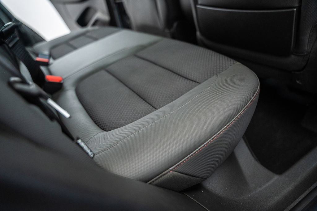 Used 2023 Chevrolet TrailBlazer RS w/ Sun and Liftgate Package FWD image 35