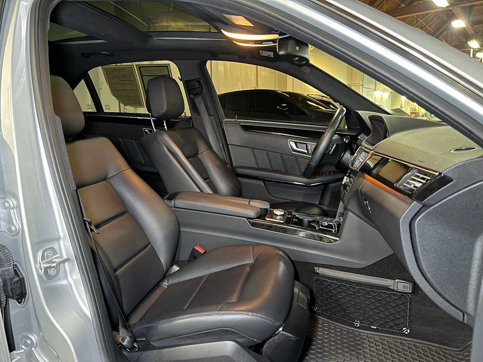 Used 2012 Mercedes-Benz E 350 4MATIC Sedan image 12