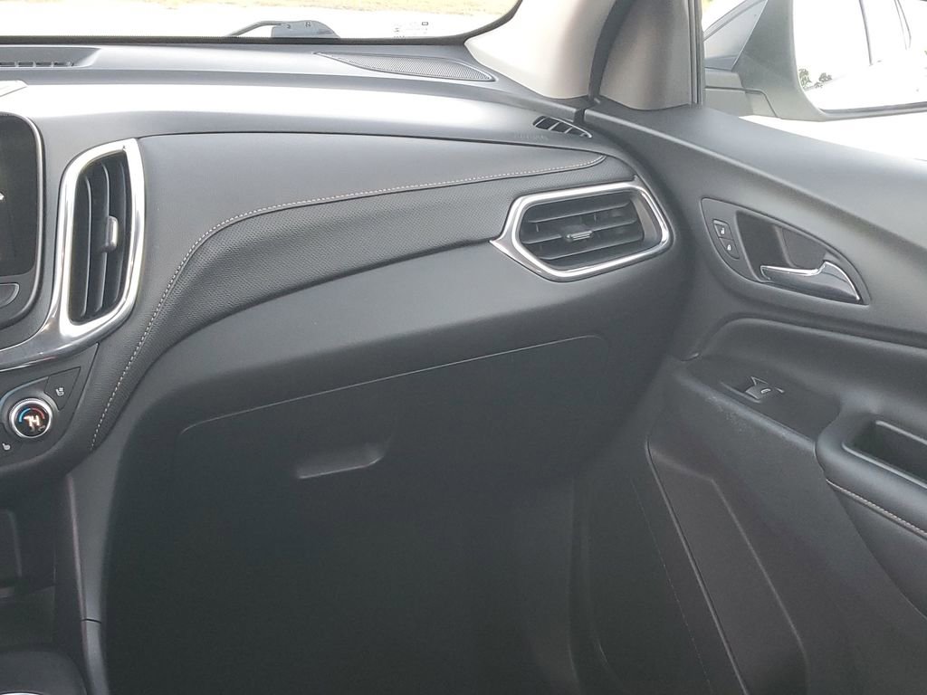 Used 2018 Chevrolet Equinox Premier image 26