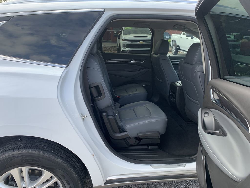 Used 2021 Buick Enclave Essence w/ Sound and Sites Package image 7