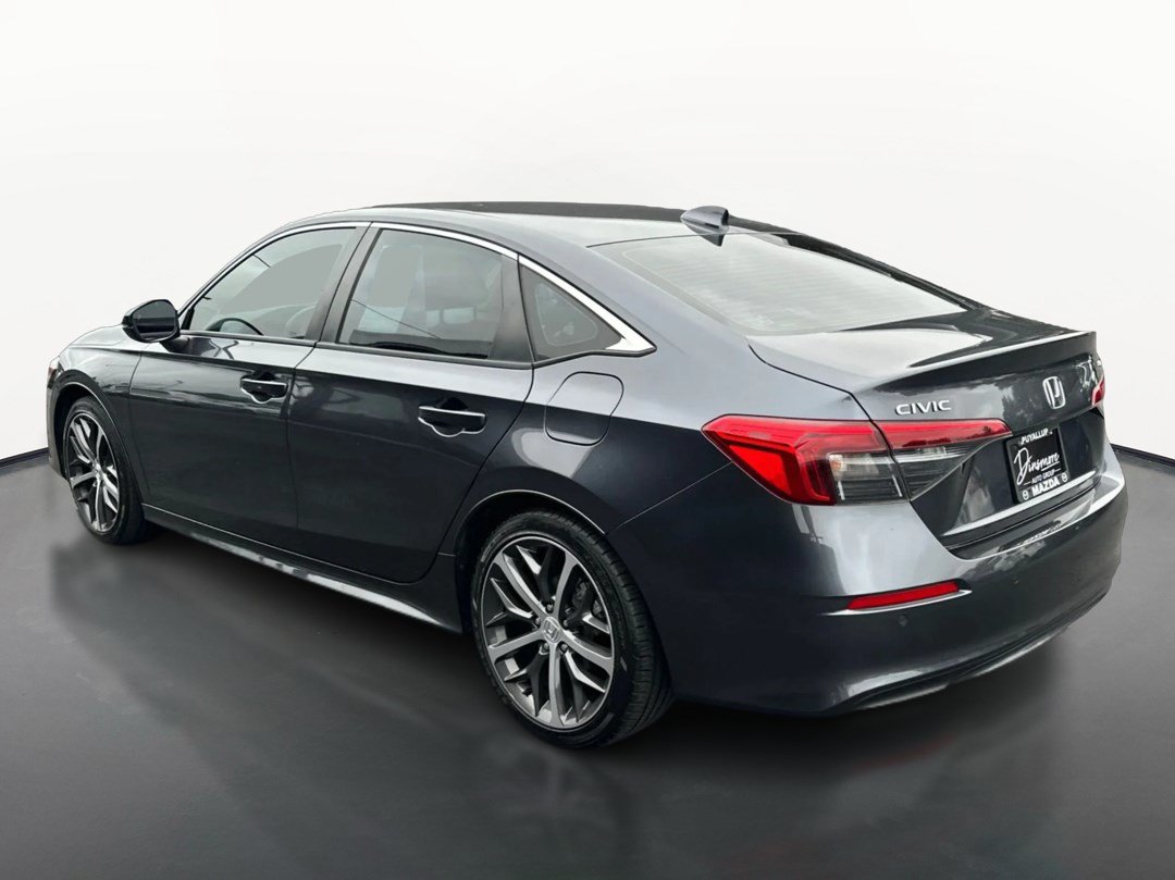 Used 2022 Honda Civic Touring image 5