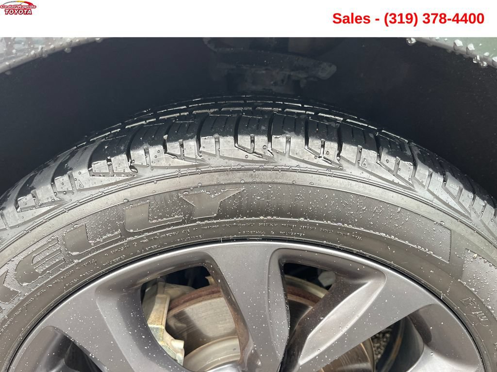 Used 2020 Chrysler Pacifica Touring-L w/ Advanced Safetytec Group FWD image 14