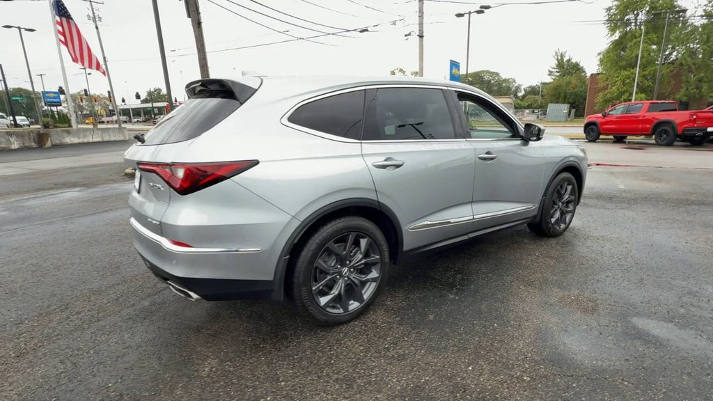 Used 2023 Acura MDX w/ Technology Package AWD/4WD image 8