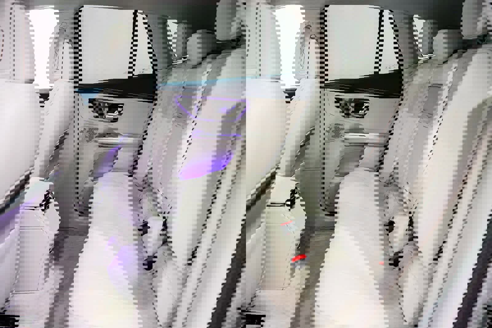 Used 2026 Mercedes-Benz EQE 320+ SUV image 18