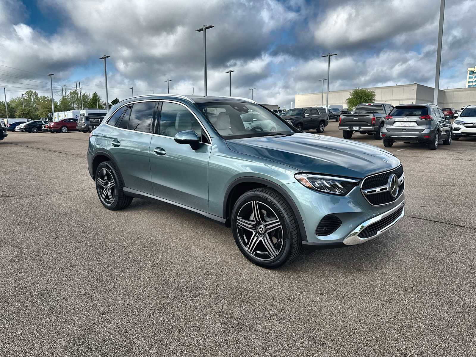 New 2026 Mercedes-Benz GLC 300 image 11