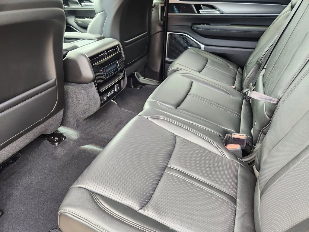 New 2026 Jeep Grand Wagoneer L Limited image 8