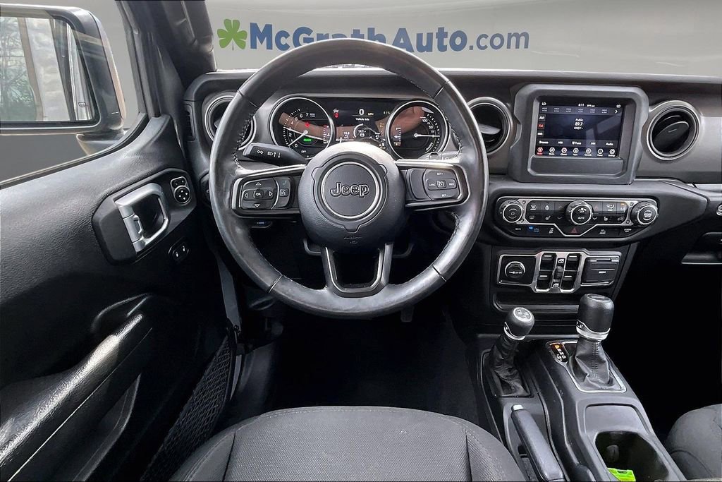 Used 2023 Jeep Wrangler Unlimited w/ Cold Weather Group AWD/4WD image 8