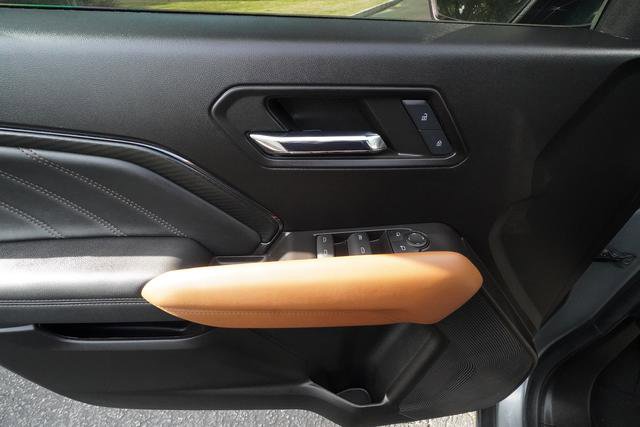 Used 2024 GMC Canyon AT4 w/ Technology Package image 12