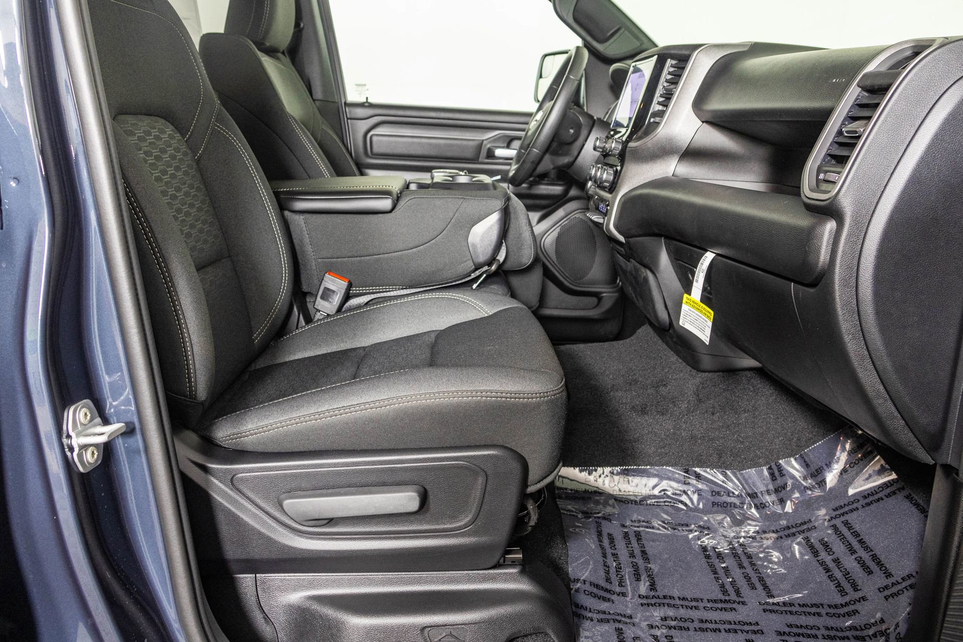 New 2026 RAM 1500 Classic Warlock image 39