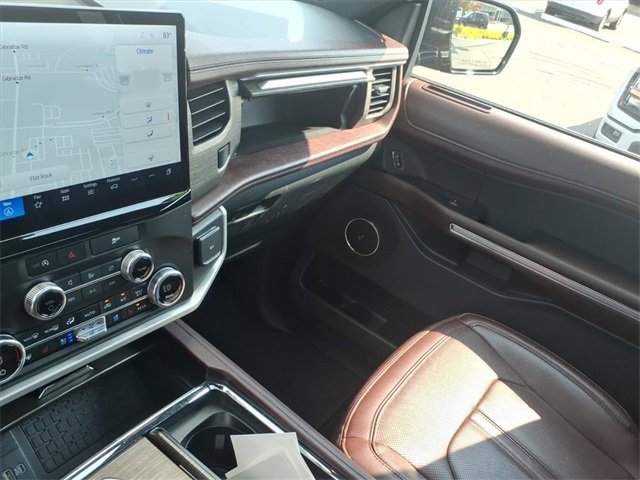 Certified 2024 Ford Expedition Limited image 23