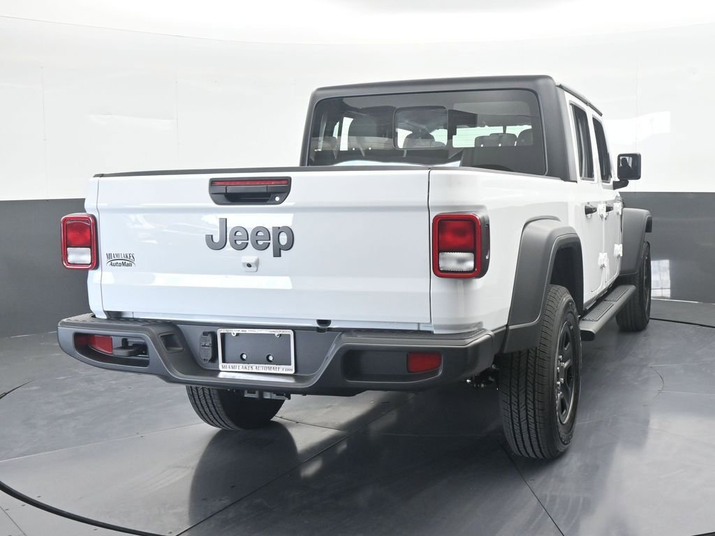 New 2026 Jeep Gladiator Sport AWD/4WD image 5