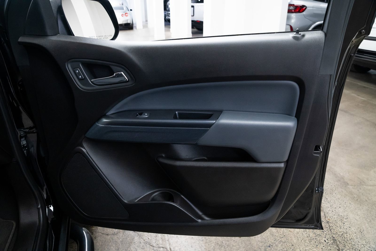 Used 2021 Chevrolet Colorado Z71 w/ Safety Package AWD/4WD image 21