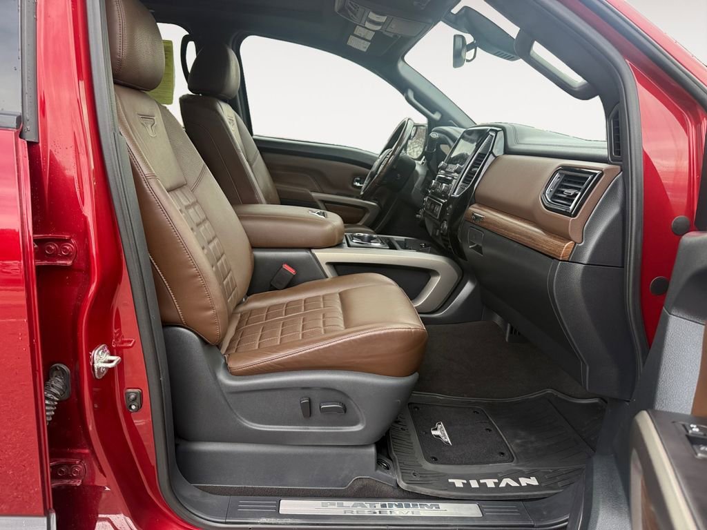 Used 2020 Nissan Titan Platinum Reserve w/ Moonroof Package image 15
