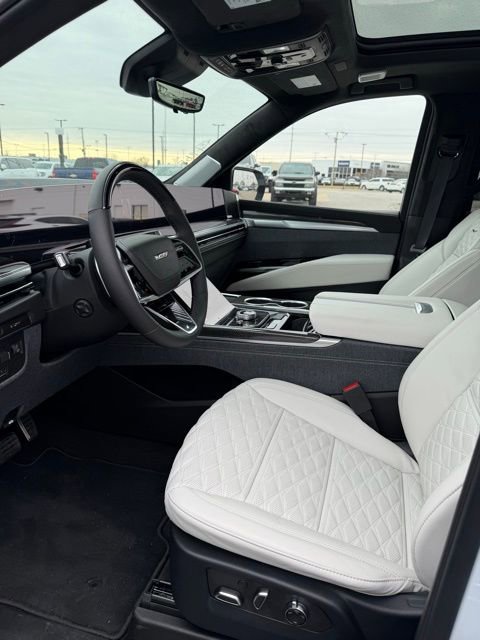 Used 2026 Cadillac Escalade V image 11