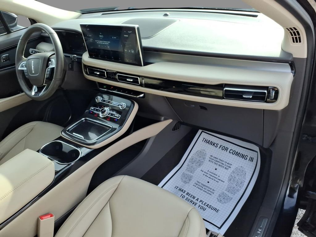 Certified 2023 Lincoln Nautilus FWD image 12