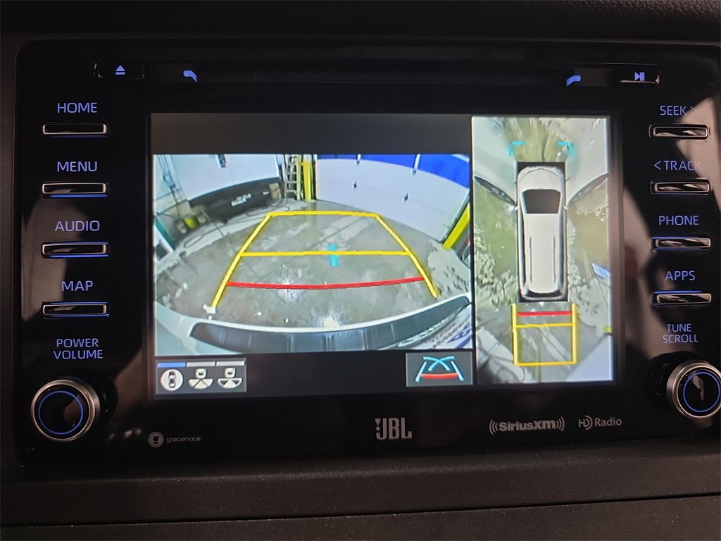 Used 2020 Toyota Sienna Limited Premium image 25