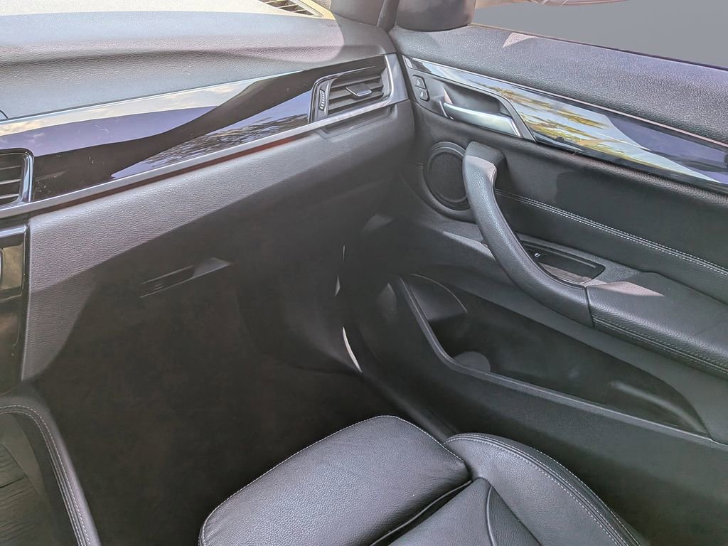 Used 2018 BMW X1 sDrive28i FWD image 16