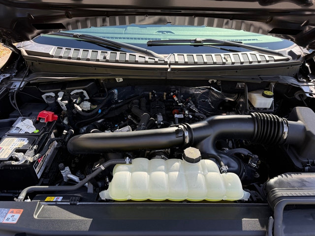 Used 2024 Ford Expedition Timberline image 9