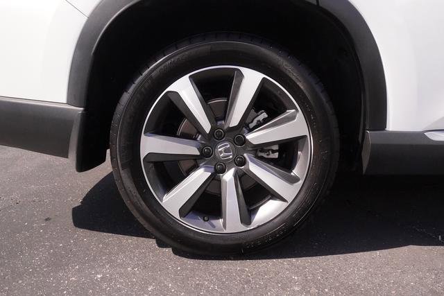 Used 2025 Honda Pilot Touring image 34