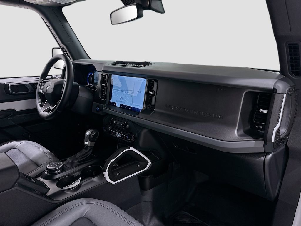 Used 2024 Ford Bronco Black Diamond w/ Sasquatch Package image 29