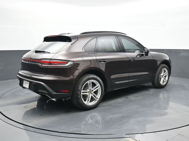 Certified 2022 Porsche Macan image 23