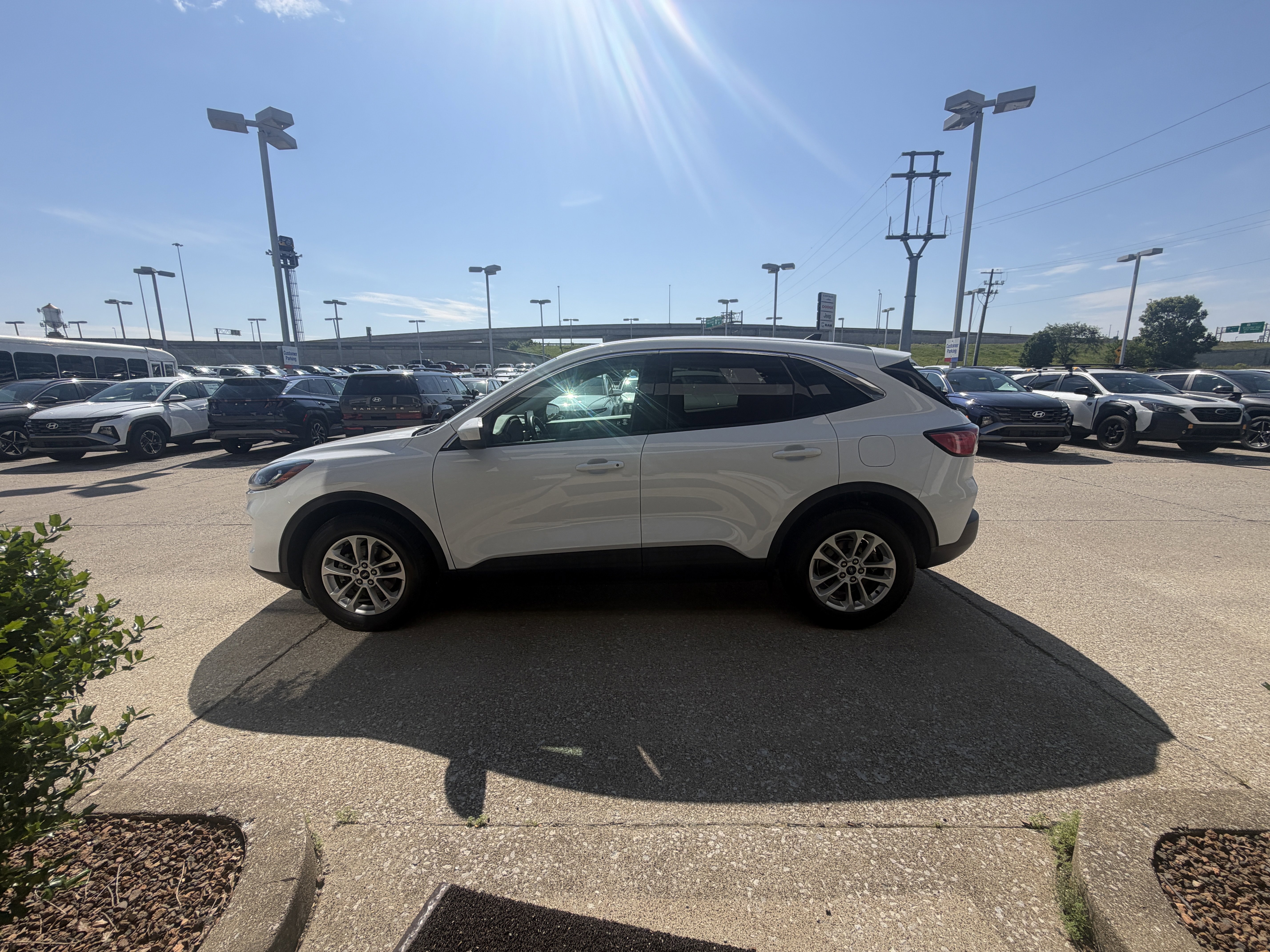 Used 2021 Ford Escape SE w/ Convenience Package AWD/4WD image 14