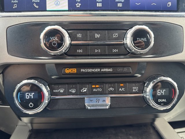 Used 2022 Ford F450 Lariat w/ FX4 Off-Road Package image 40