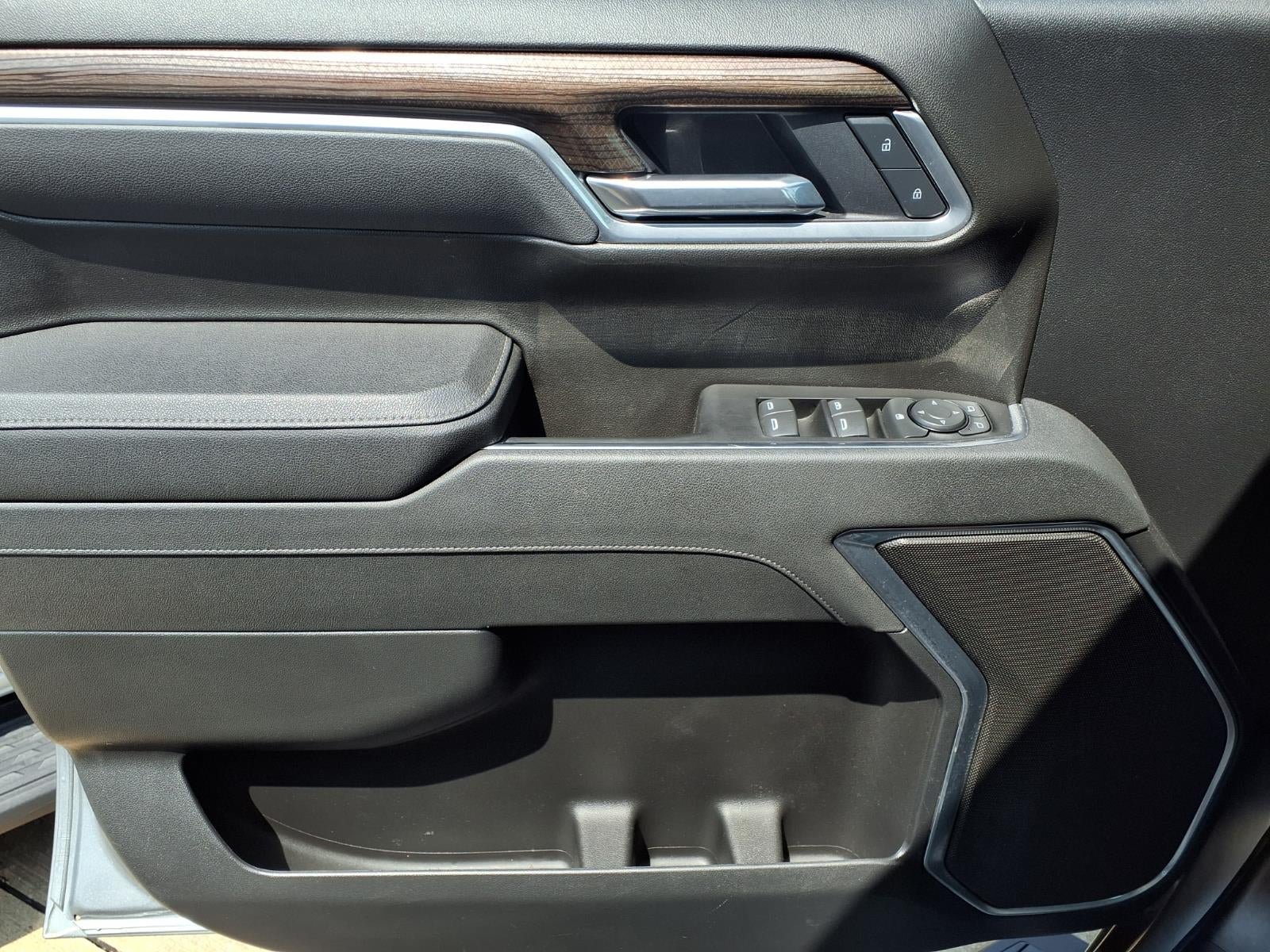 Used 2025 Chevrolet Silverado 1500 RST AWD/4WD image 15