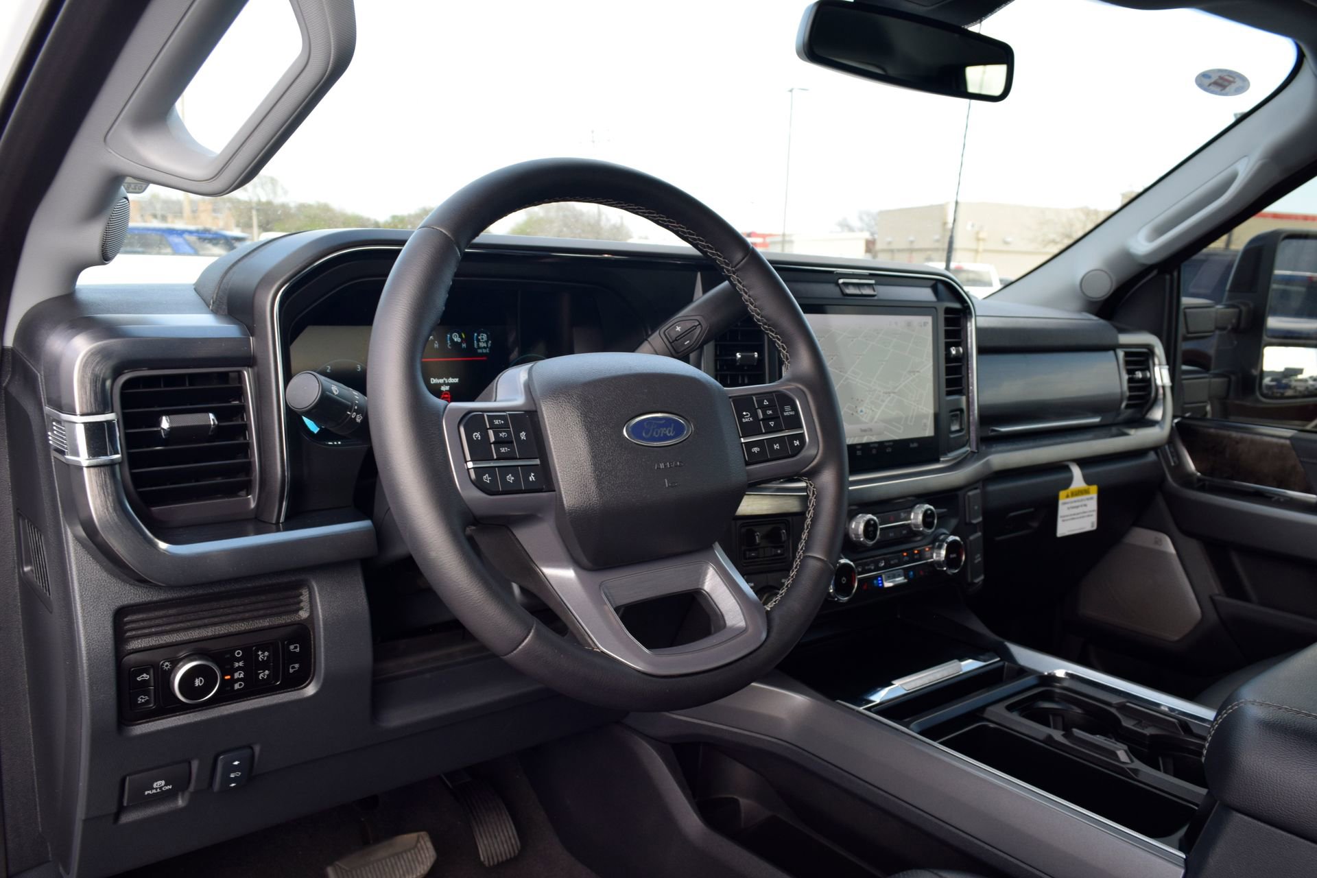 Used 2025 Ford F350 Lariat w/ FX4 Off-Road Package image 17