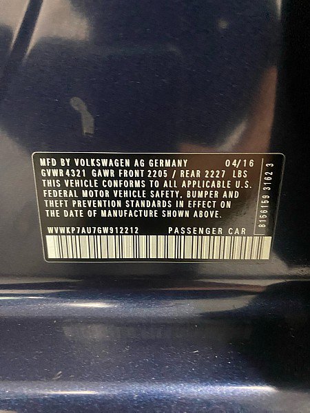 Used 2016 Volkswagen e-Golf SE w/ DC Fast Charging Package FWD image 28