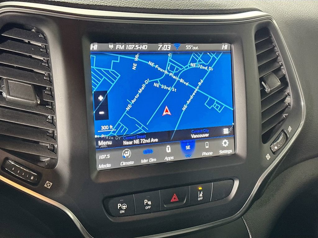 Used 2023 Jeep Cherokee Altitude Lux image 16