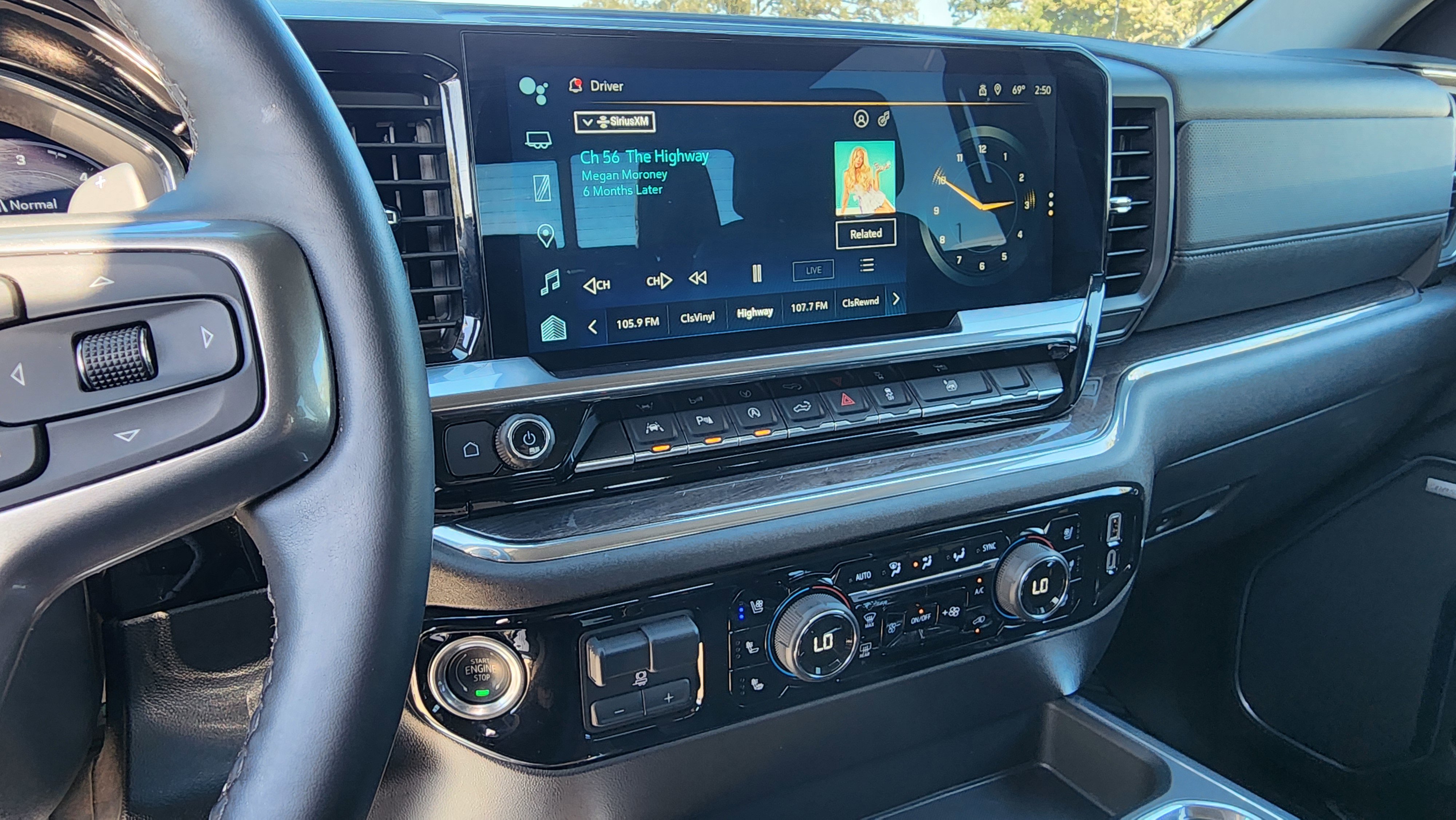 Certified 2025 Chevrolet Silverado 1500 LTZ w/ LTZ Convenience Package II image 15