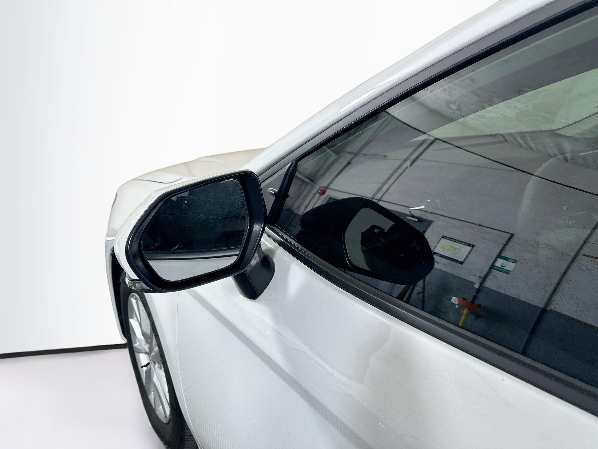 Used 2025 Toyota Camry LE FWD image 10