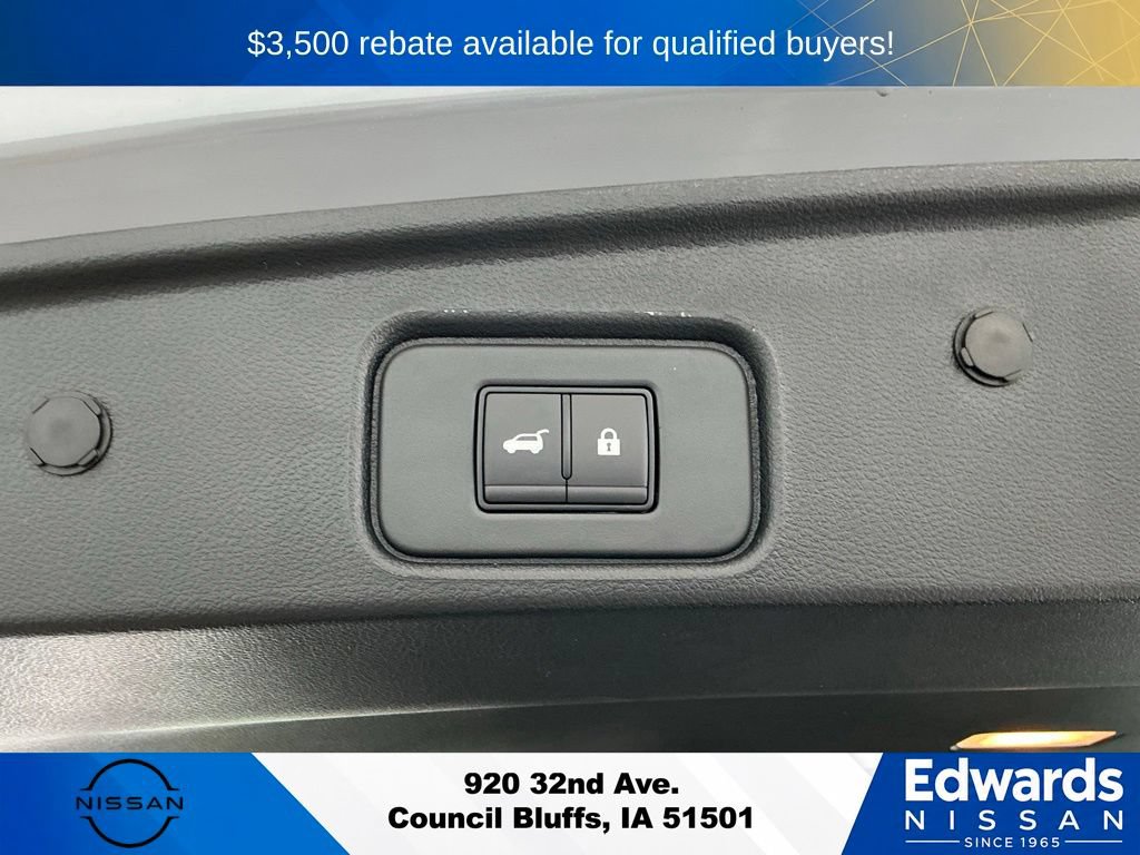 New 2026 Nissan Pathfinder Platinum AWD/4WD image 11