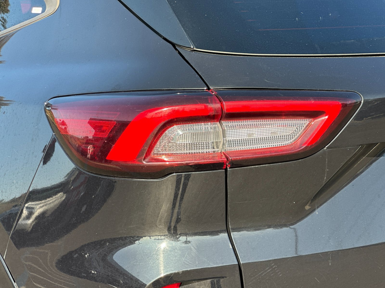 Used 2023 Ford Escape ST-Line image 24