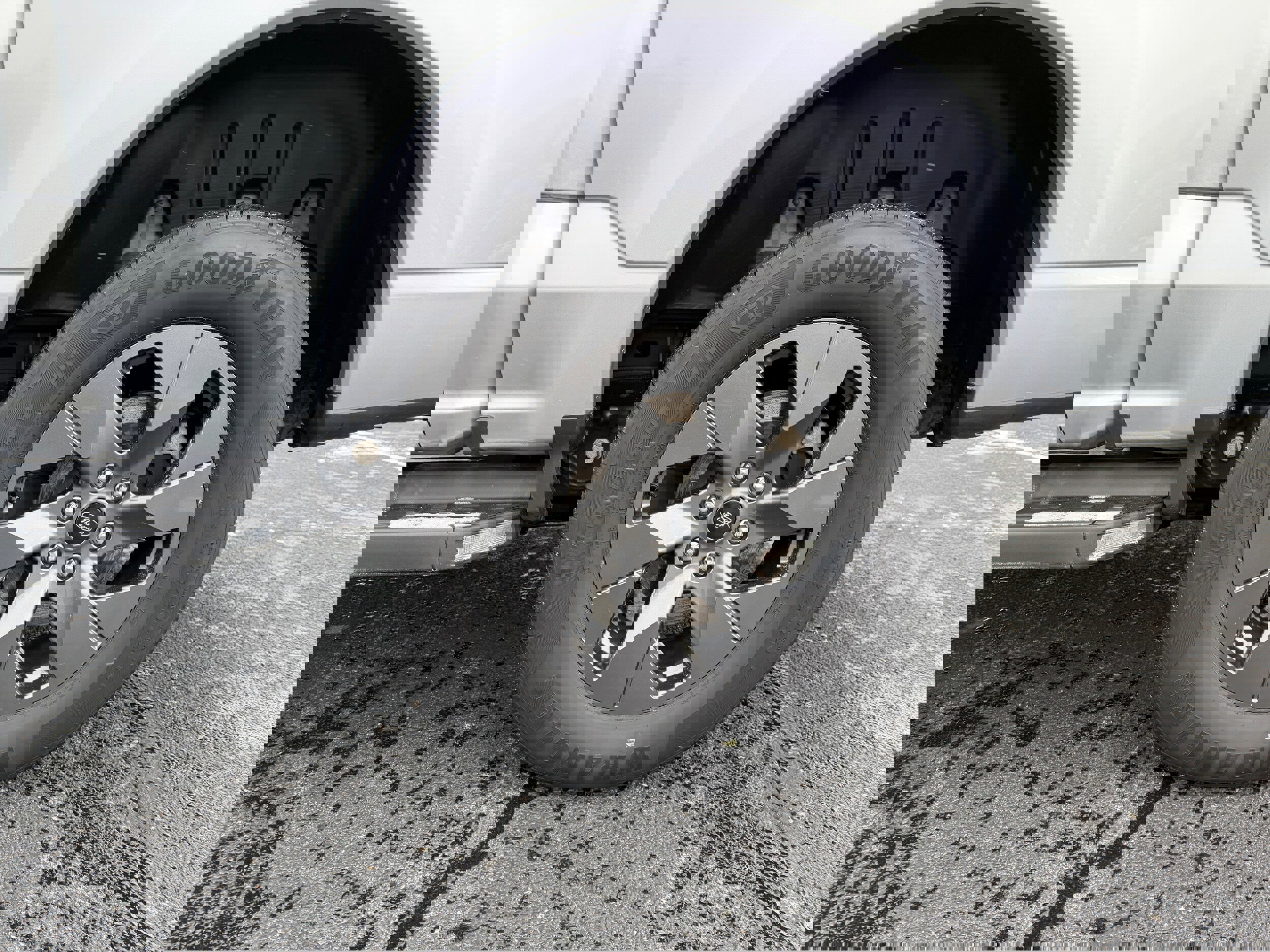 Certified 2023 Ford F150 Lightning Lariat w/ Equipment Group 511A High image 9