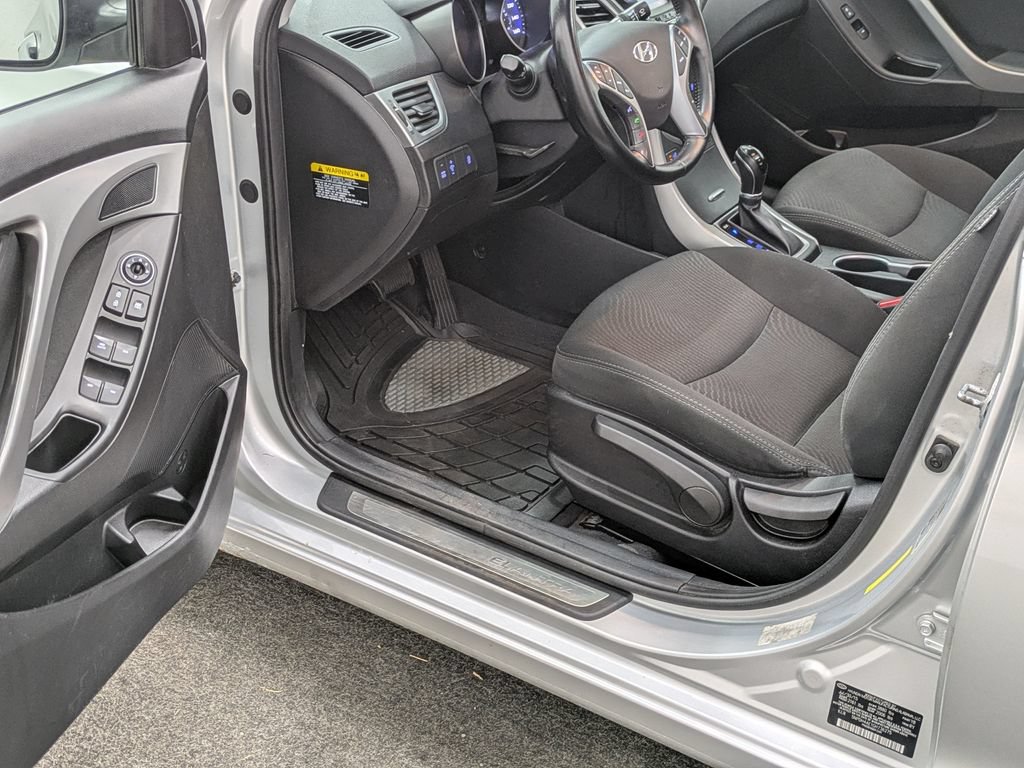 Used 2016 Hyundai Elantra Value Edition FWD image 29