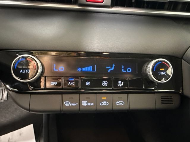 Used 2021 Hyundai Elantra SEL FWD image 24