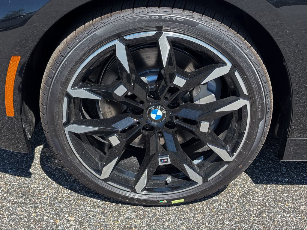 New 2026 BMW 330i xDrive Sedan w/ M Sport Package AWD/4WD image 8