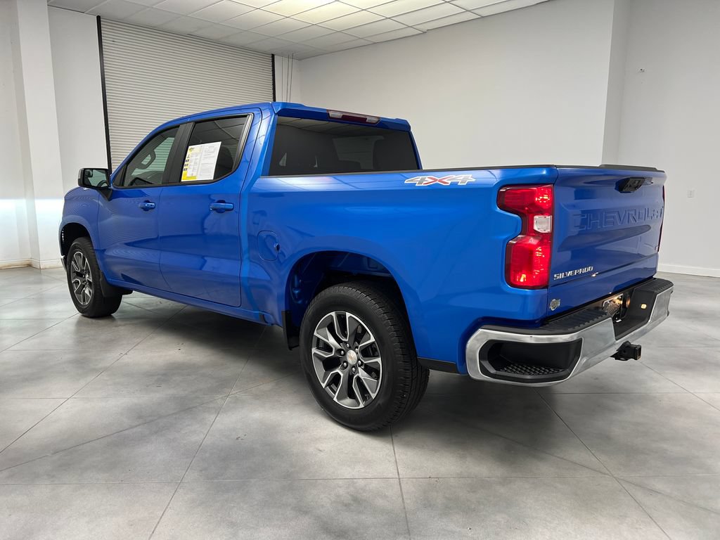 Used 2025 Chevrolet Silverado 1500 LT AWD/4WD image 6