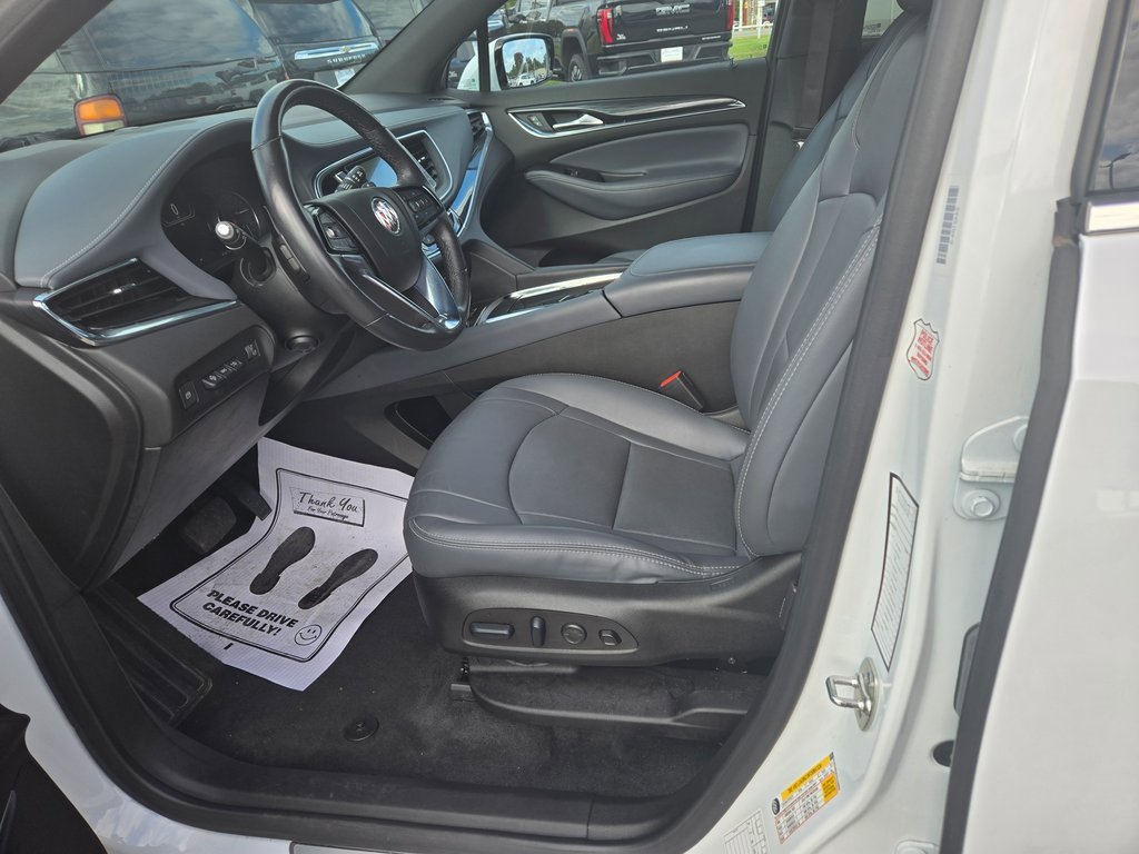 Used 2024 Buick Enclave Premium image 7