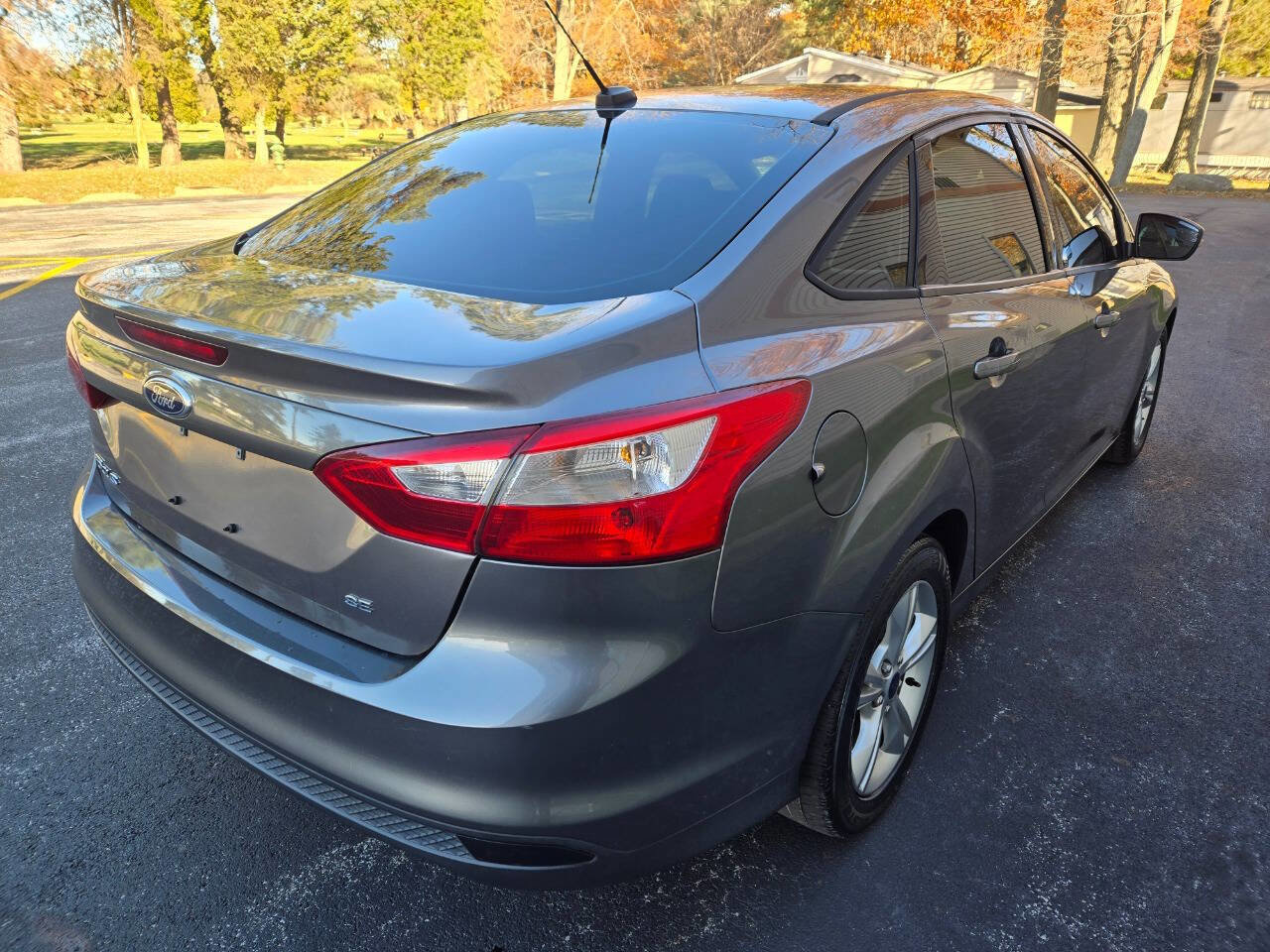 Used 2014 Ford Focus SE image 10