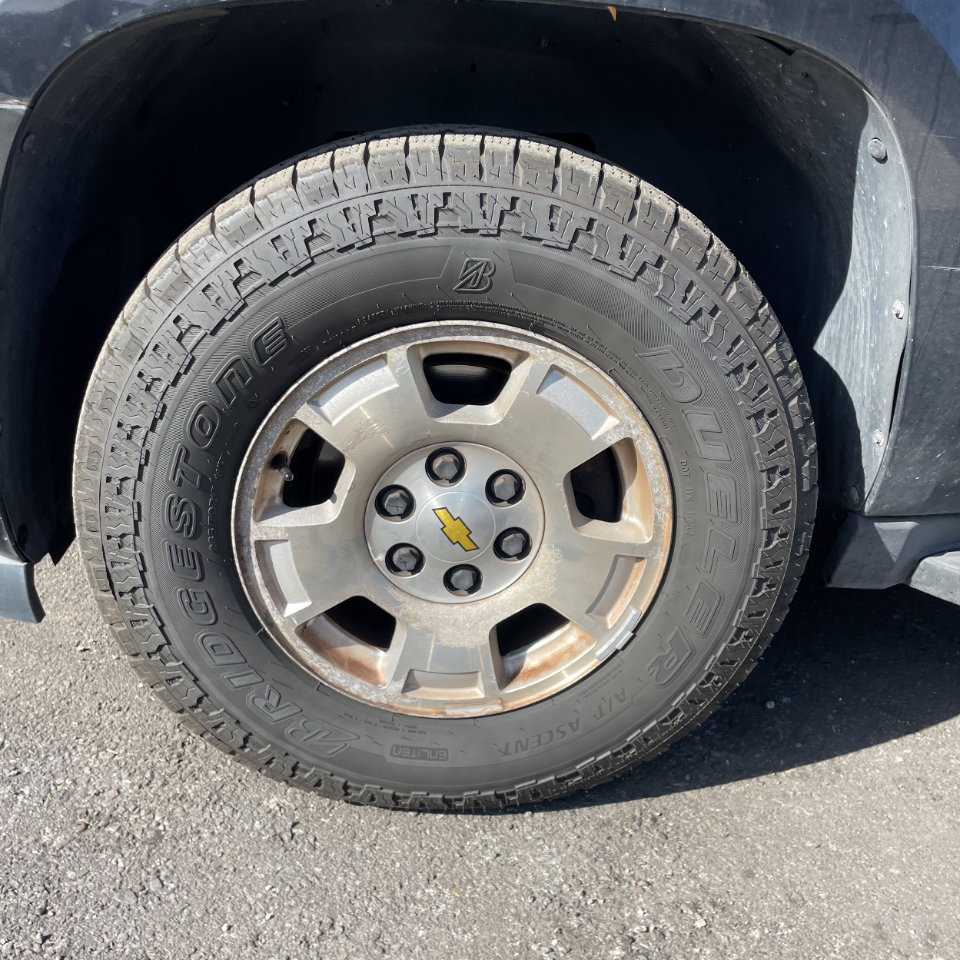 Used 2010 Chevrolet Suburban LT image 26