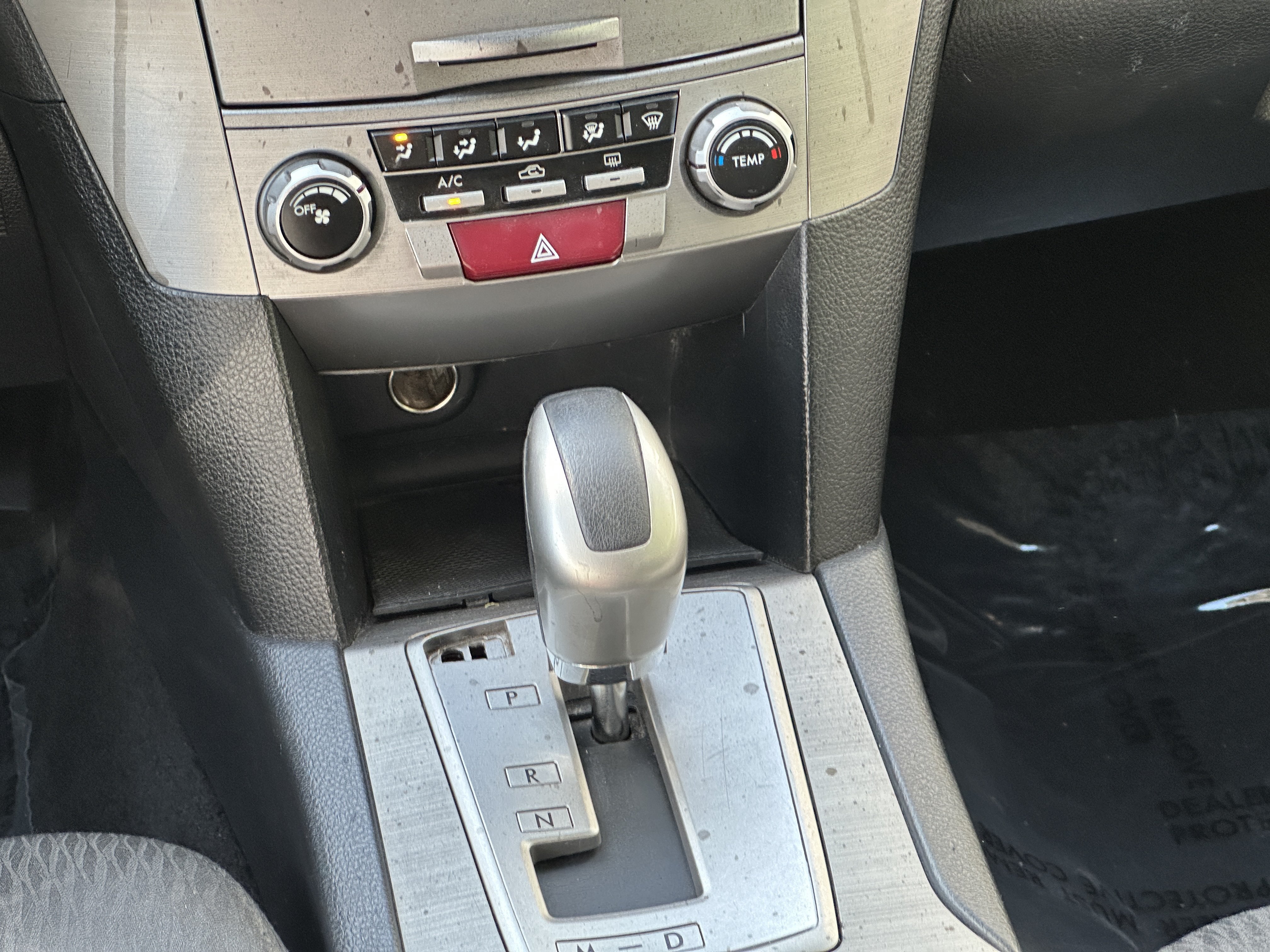 Used 2011 Subaru Outback 2.5i Premium AWD/4WD image 17