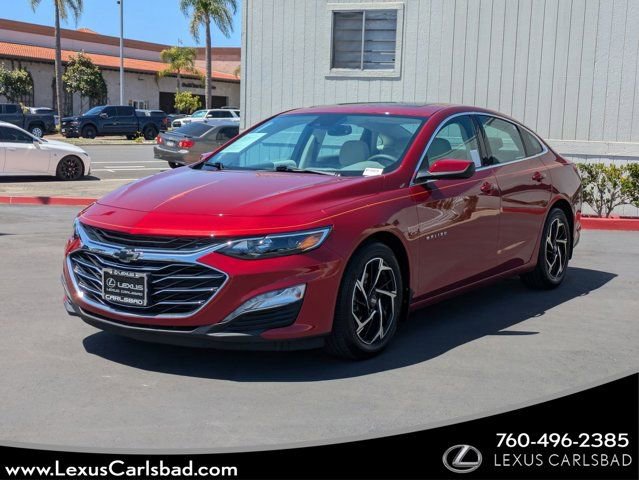 Used 2022 Chevrolet Malibu LT w/ Leather Package FWD image 1
