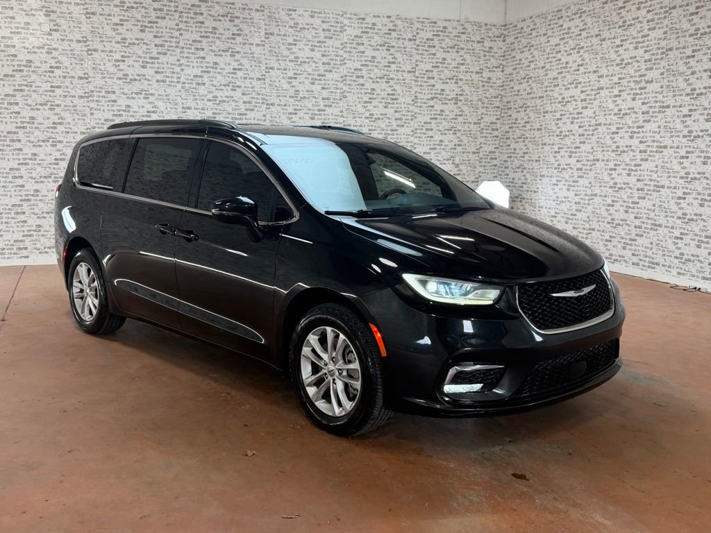 Used 2022 Chrysler Pacifica Touring