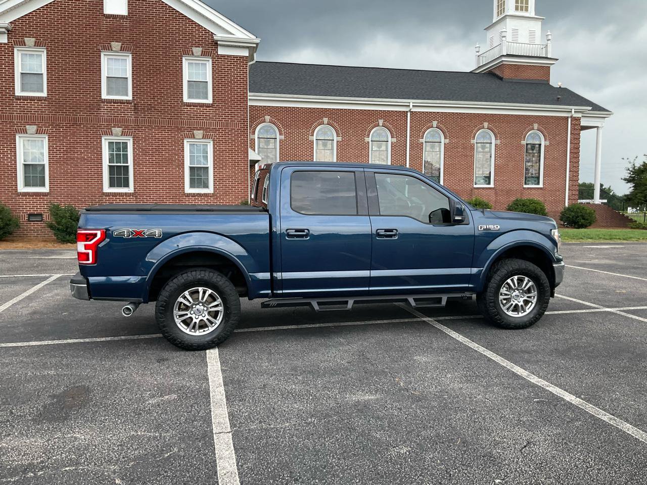 Used 2018 Ford F150 Lariat w/ Max Trailer Tow Package AWD/4WD image 5